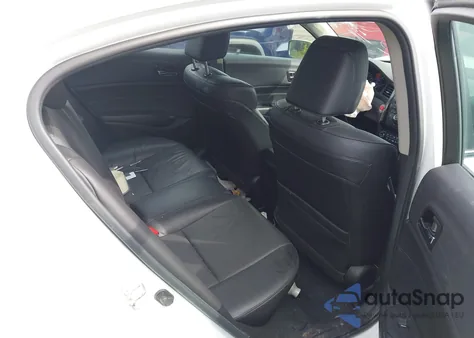 2015 Acura Ilx 2.0L z USA, uszkodzony, nr VIN 19VDE1F37FE003514